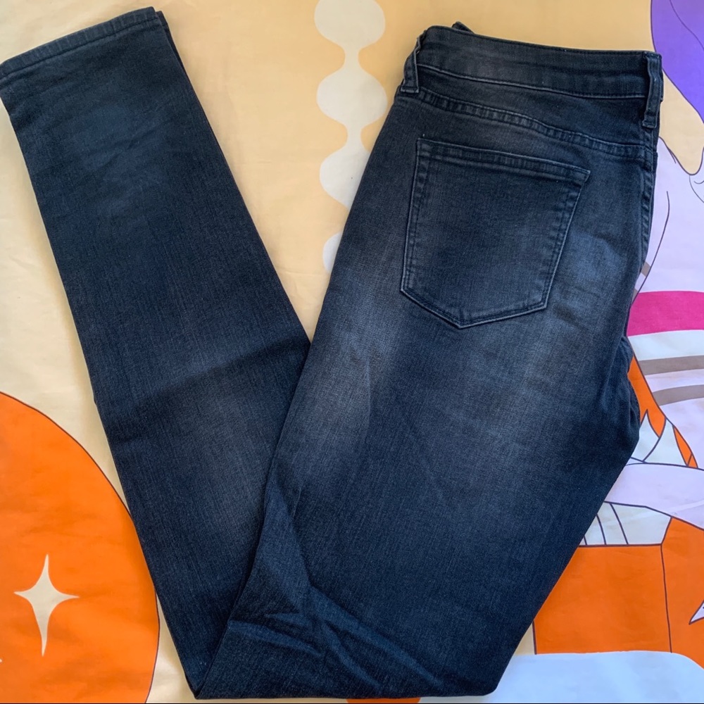 2/$30 Uniqlo // Skinny Jeans